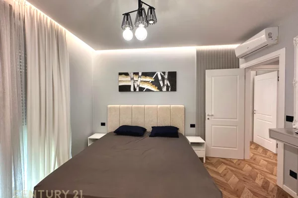 Shtepi me qera Apartament ne Tirane, 2+1, Mobilimi E mobiluar, Pagesa 1,500  Euro.