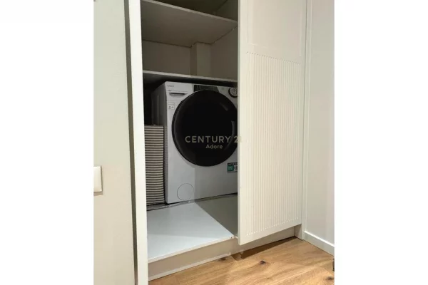 Shtepi me qera Apartament ne Tirane, 2+1, Mobilimi E mobiluar, Pagesa 930  Euro.