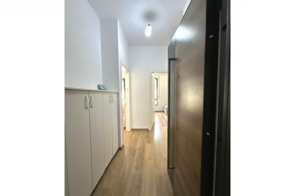 Shtepi me qera Apartament ne Tirane, 2+1, Mobilimi E mobiluar, Pagesa 60,000  Leke.