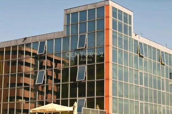 Jepet me qira godine biznesi ne Unazen e Re!