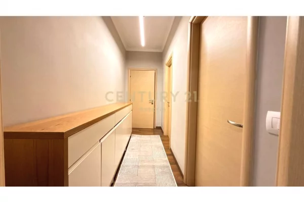 Shtepi me qera Apartament ne Tirane, 2+1, Mobilimi E mobiluar, Pagesa 650  Euro.