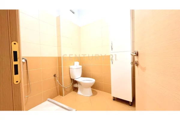 Shtepi me qera Apartament ne Tirane, 2+1, Mobilimi E mobiluar, Pagesa 650  Euro.