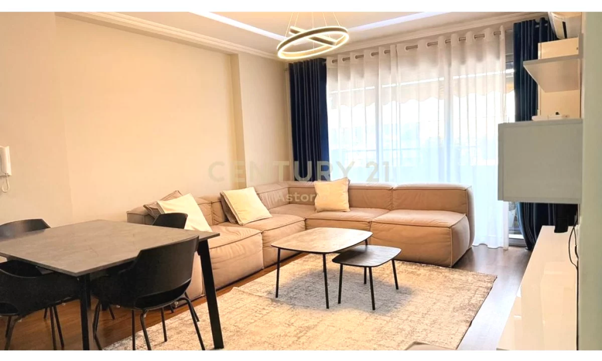 Shtepi me qera Apartament ne Tirane, 2+1, Mobilimi E mobiluar, Pagesa 650  Euro.