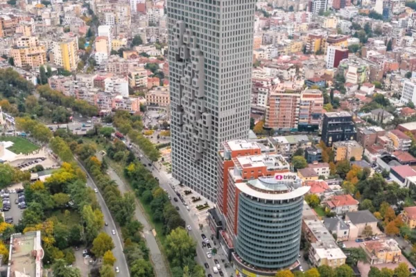 Shtepi me qera 2+1 ne Tirane - 2,000 Euro