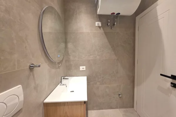 Shtepi me qera Apartament ne Tirane, 1+1, Mobilimi E mobiluar, Pagesa 400  Euro.