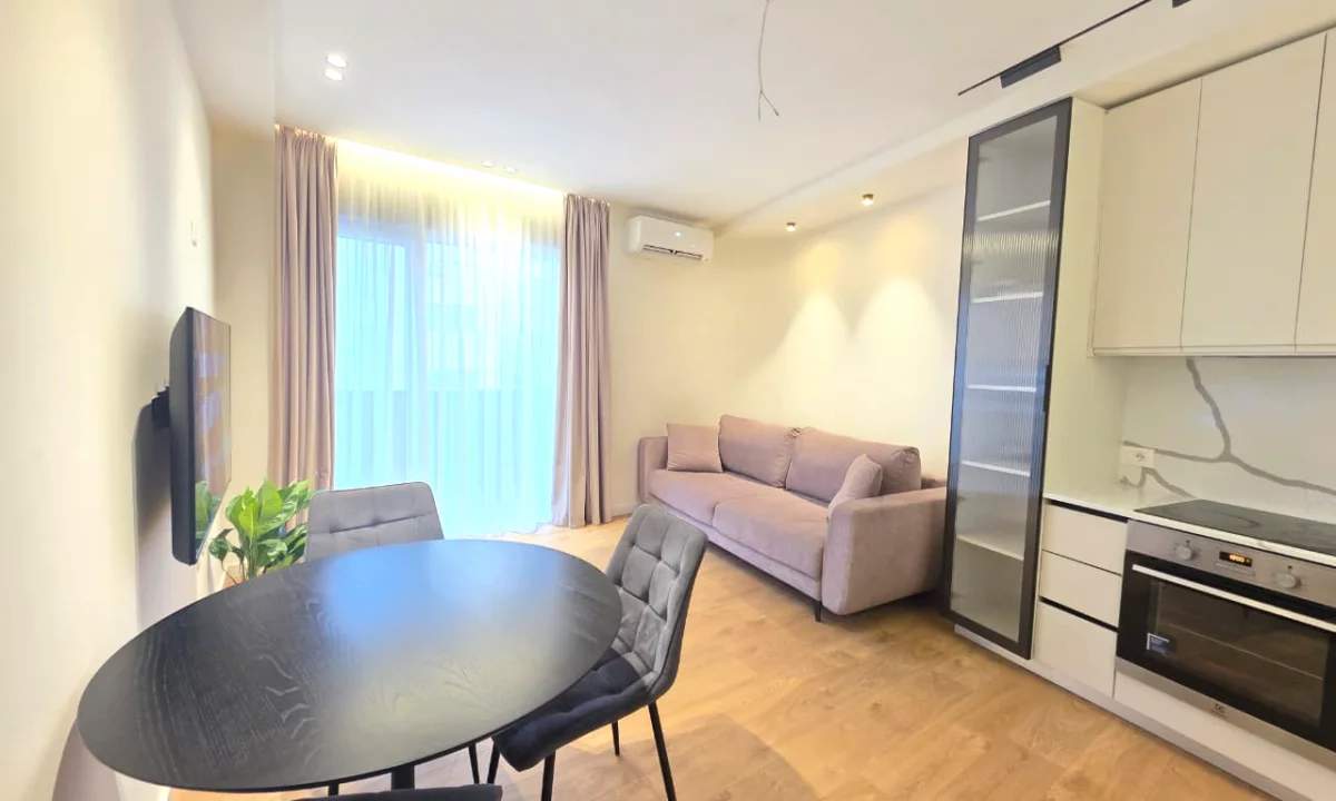 Shtepi me qera Apartament ne Tirane, 1+1, Mobilimi E mobiluar, Pagesa 400  Euro.