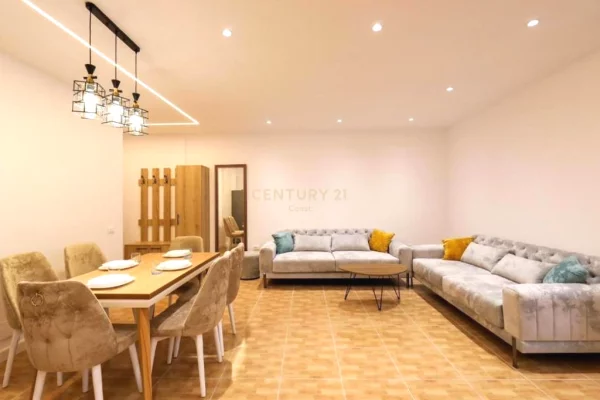 Shtepi me qera Apartament ne Vlore, 2+1, Mobilimi E mobiluar, Pagesa 800  Euro.