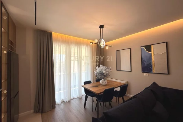 Shtepi me qera Apartament ne Tirane, 2+1, Mobilimi E mobiluar, Pagesa 1,500  Euro.