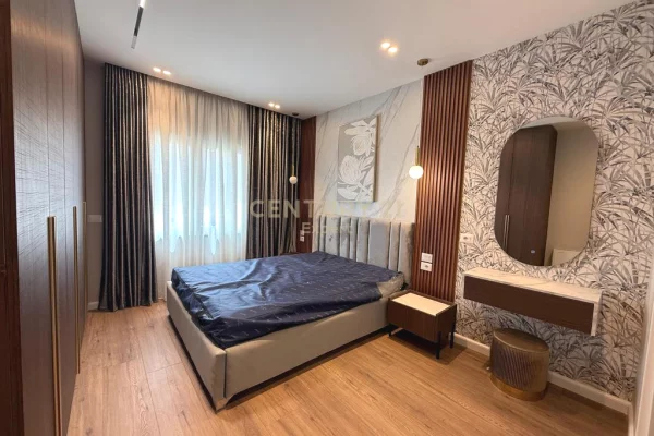 Shtepi me qera Apartament ne Tirane, 2+1, Mobilimi E mobiluar, Pagesa 1,500  Euro.