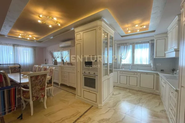 House for Sale 4+1 in Tirana - 435,000 Euro