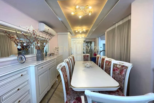 Penthouse (panoramic top floor) for sale in Tirana 4+1, Furnished