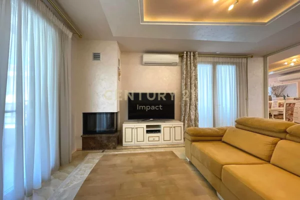 Penthouse (panoramic top floor) for sale in Tirana 4+1, Furnished