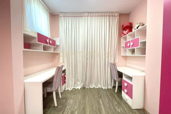 Penthouse (panoramic top floor) for sale in Tirana 4+1, Furnished