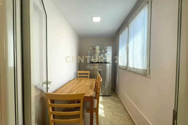 Penthouse (panoramic top floor) for sale in Tirana 4+1, Furnished