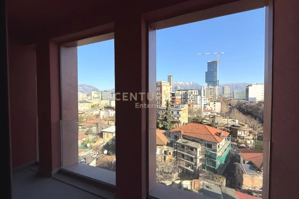 Zyre 2+1+2 Me Qira te Rruga e Kavajes, Tirane