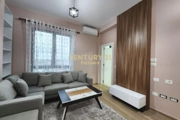 Shtepi me qera Apartament ne Tirane, 1+1, Mobilimi E mobiluar, Pagesa 500  Euro.