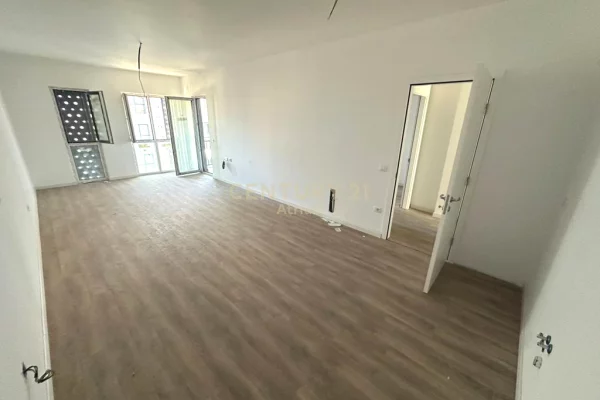 Shtepi ne shitje 1+1 ne Tirane - 185,000 Euro