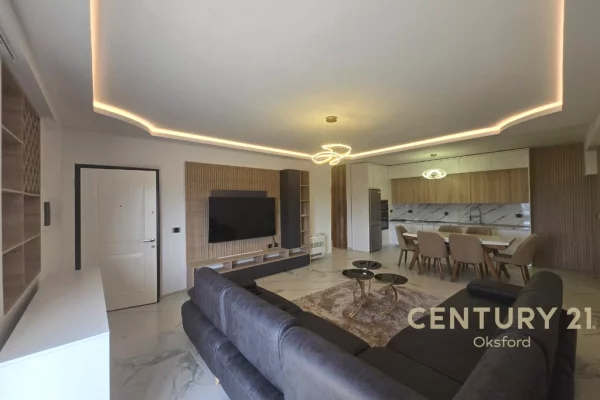 Shtepi me qera 2+1 ne Tirane - 1,000 Euro