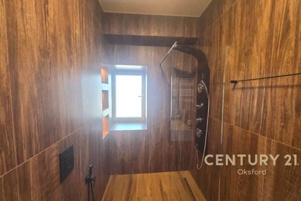 Shtepi me qera Apartament ne Tirane, 2+1, Mobilimi E mobiluar, Pagesa 1,000  Euro.