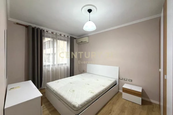 Shtepi me qera 2+1 ne Tirane - 550 Euro