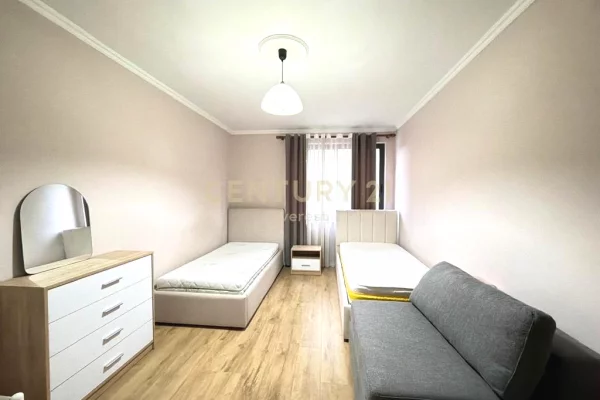 Shtepi me qera Apartament ne Tirane, 2+1, Mobilimi E mobiluar, Pagesa 550  Euro.