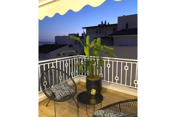 Shtepi ne shitje Apartament ne Tirane, 3+1, Mobilimi E mobiluar, Pagesa 350,000  Euro.