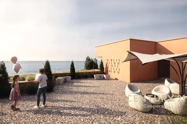 Shtepi ne shitje Apartament ne Sarande, Garsoniere, Mobilimi Bosh, pa mobiluar, Pagesa 140,000  Euro.