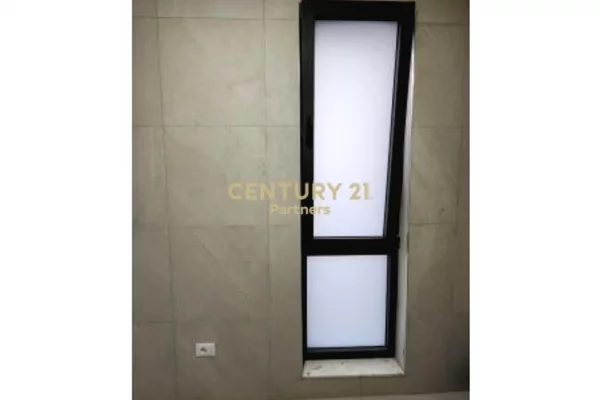 Shtepi me qera Apartament ne Tirane, 1+1, Mobilimi E mobiluar, Pagesa 500  Euro.