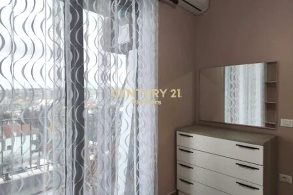 Shtepi me qera Apartament ne Tirane, 1+1, Mobilimi E mobiluar, Pagesa 500  Euro.