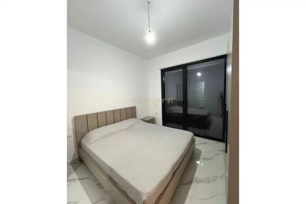 Shtepi me qera Apartament ne Tirane, 2+1, Mobilimi E mobiluar, Pagesa 700  Euro.