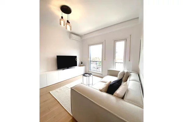 Apartament 1+1 Me Qira tek Hipoteka, Tiranë - 900€