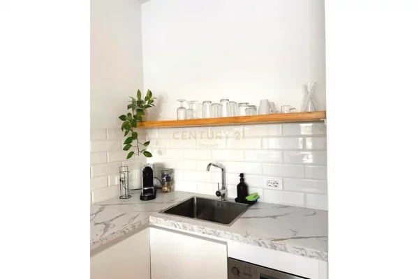 Shtepi me qera Apartament ne Tirane, 1+1, Mobilimi E mobiluar, Pagesa 90,000  Leke.