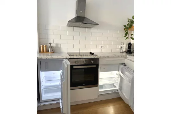 Shtepi me qera Apartament ne Tirane, 1+1, Mobilimi E mobiluar, Pagesa 90,000  Leke.