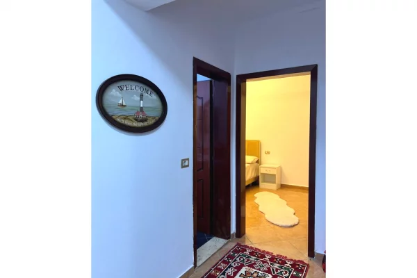 Shtepi me qera Apartament ne Tirane, 2+1, Mobilimi E mobiluar, Pagesa 70,000  Leke.