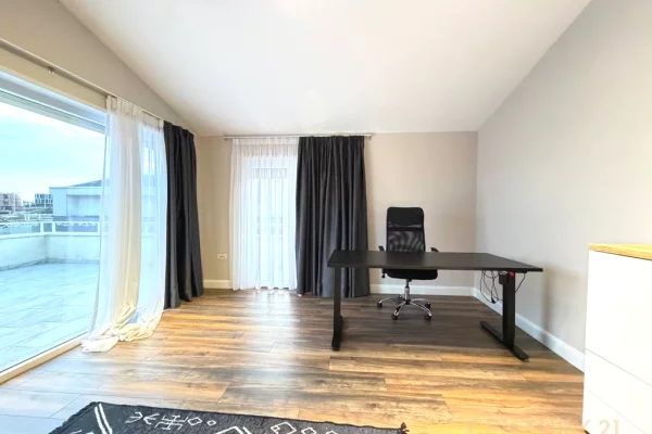 Shtepi me qera Vila Luksoze ne Tirane, 4+1, Mobilimi E mobiluar, Pagesa 3,000  Euro.