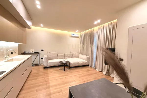 Shtepi me qera Apartament ne Tirane, 2+1, Mobilimi E mobiluar, Pagesa 1,800  Euro.