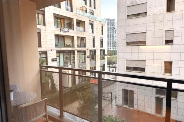 Shtepi me qera Apartament ne Tirane, 2+1, Mobilimi E mobiluar, Pagesa 1,800  Euro.