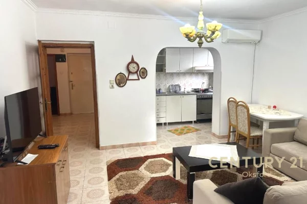 Shtepi me qera 3+1 ne Tirane - 670 Euro