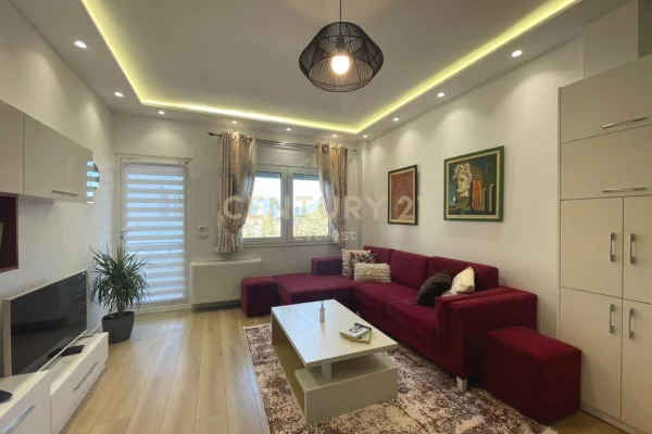 Shtepi me qera 2+1 ne Tirane - 850 Euro