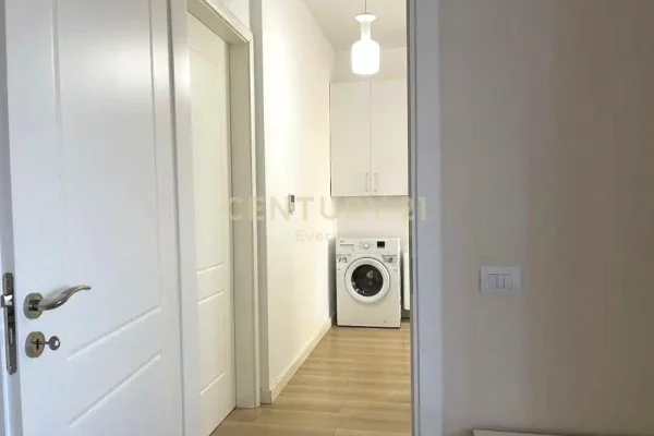 Appartamento in affitto a Tirana 2+1, Arredato