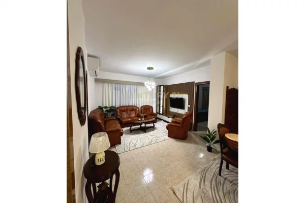 Shtepi me qera 2+1 ne Tirane - 650 Euro