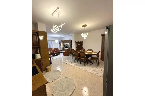 Shtepi me qera 2+1 ne Tirane - 650 Euro