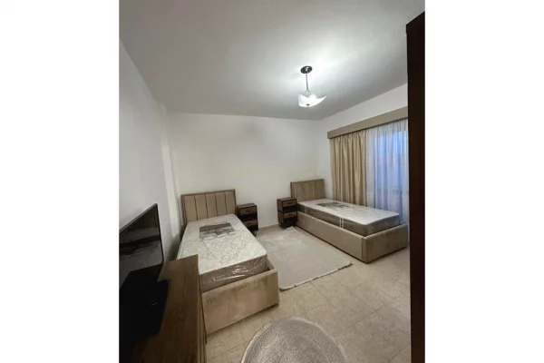Shtepi me qera Apartament ne Tirane, 2+1, Mobilimi E mobiluar, Pagesa 650  Euro.