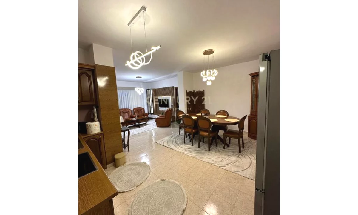 Shtepi me qera Apartament ne Tirane, 2+1, Mobilimi E mobiluar, Pagesa 650  Euro.