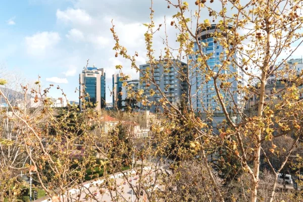 Shtepi me qera 2+1 ne Tirane - 1,300 Euro