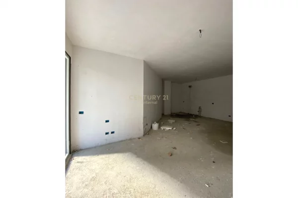 House for Sale 2+1 in Tirana - 215,000 Euro
