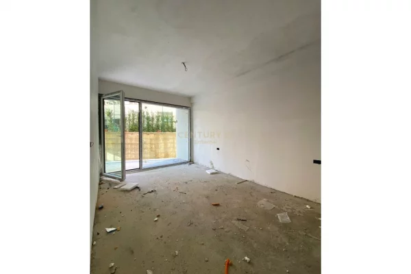 Apartment for sale in Tirana 2+1, Emty