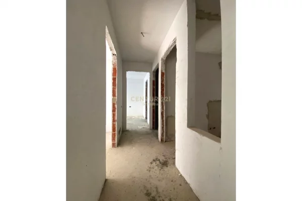 Apartment for sale in Tirana 2+1, Emty