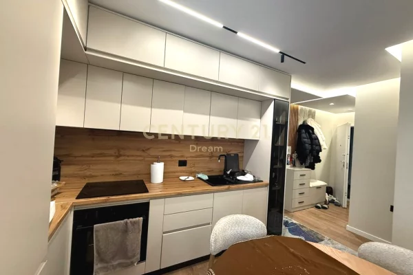 House for Sale 2+1 in Tirana - 260,000 Euro