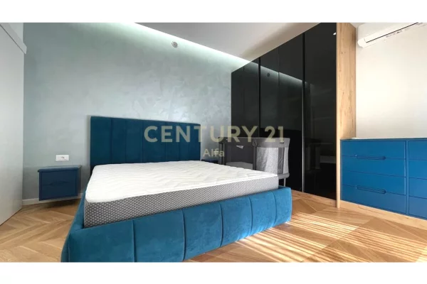 Shtepi me qera Apartament ne Tirane, 3+1, Mobilimi E mobiluar, Pagesa 2,200  Euro.